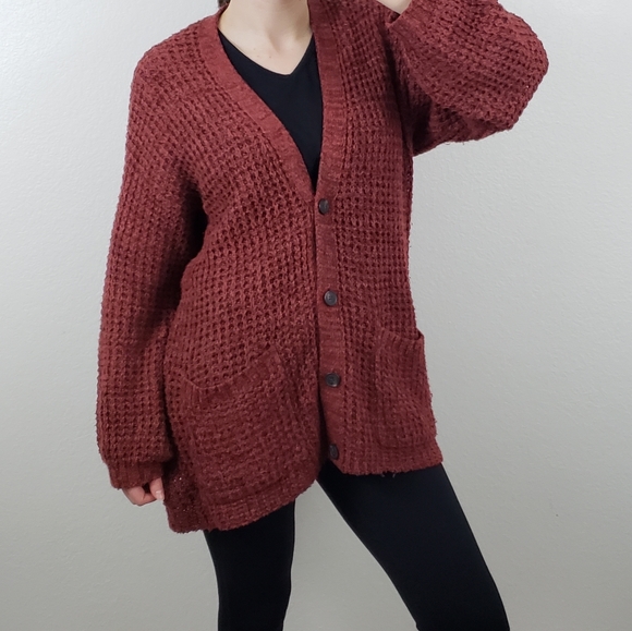 American Eagle Slouchy Balloon Sleeve 
